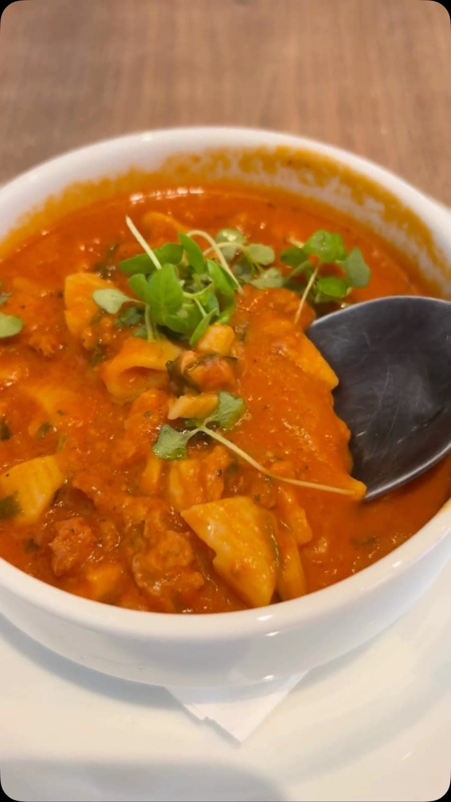 Pasta en salsa de tomate en Annie & Motts Eating House, El Cangrejo, Ciudad de Panama