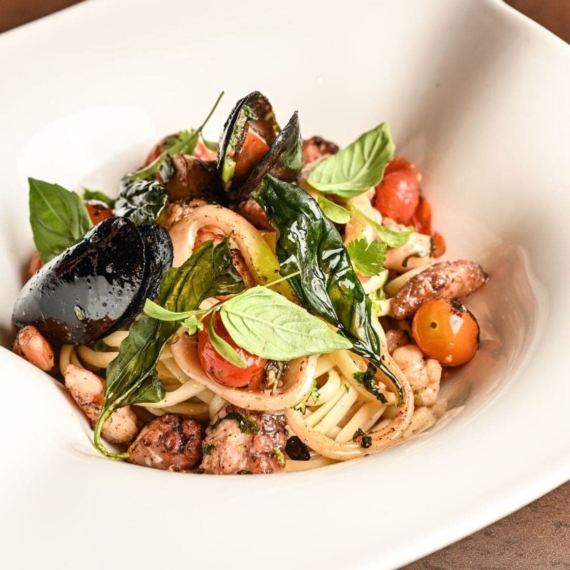 Linguine frutti di mare en Azahar, Bella Vista, Ciudad de Panama
