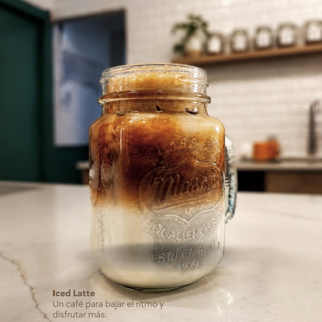 Iced latte en Boquete Bakery Cafe, Clayton, Ciudad de Panama