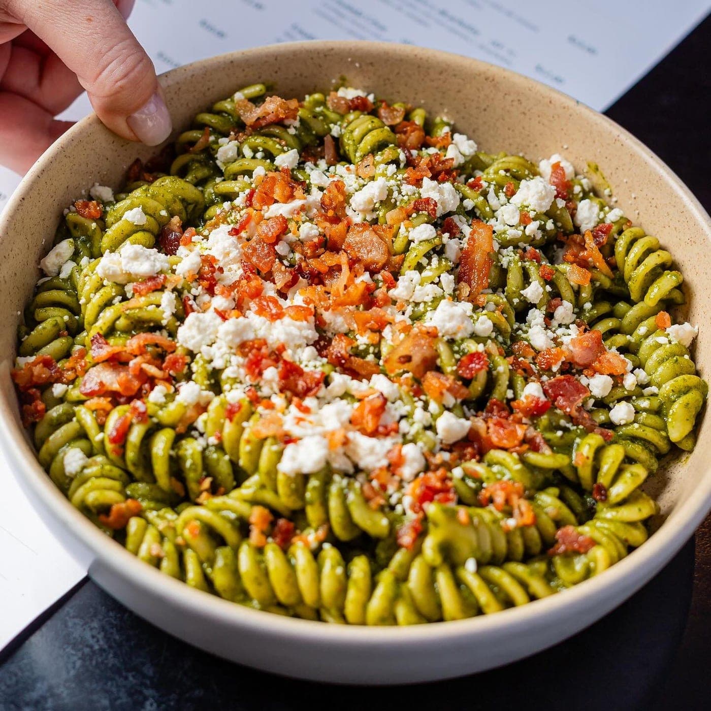 Fusilli al pesto en Botanica, San Francisco, Ciudad de Panama