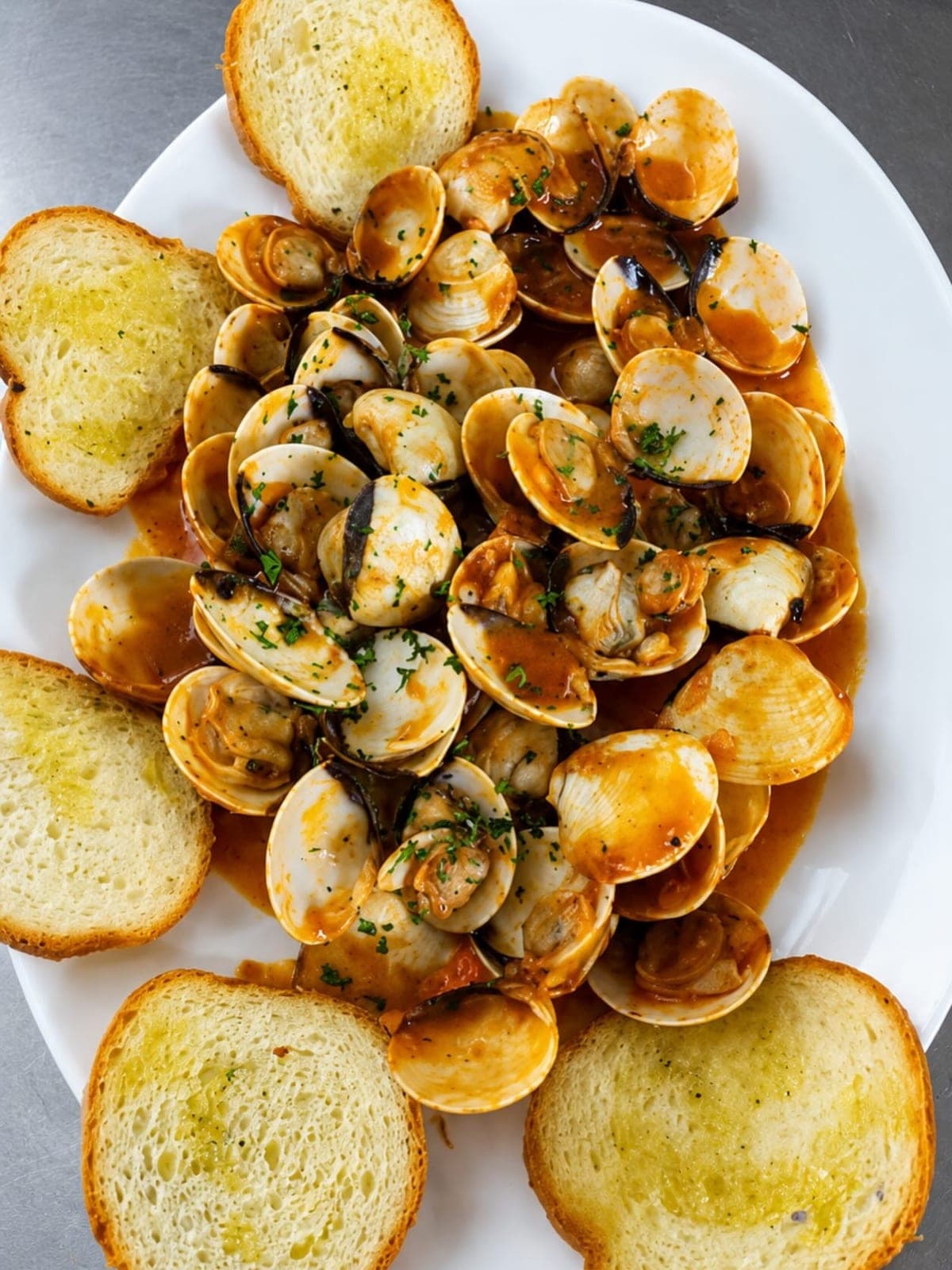 Vongole al pomodoro at DaVittorio, Costa del Este, Panama City