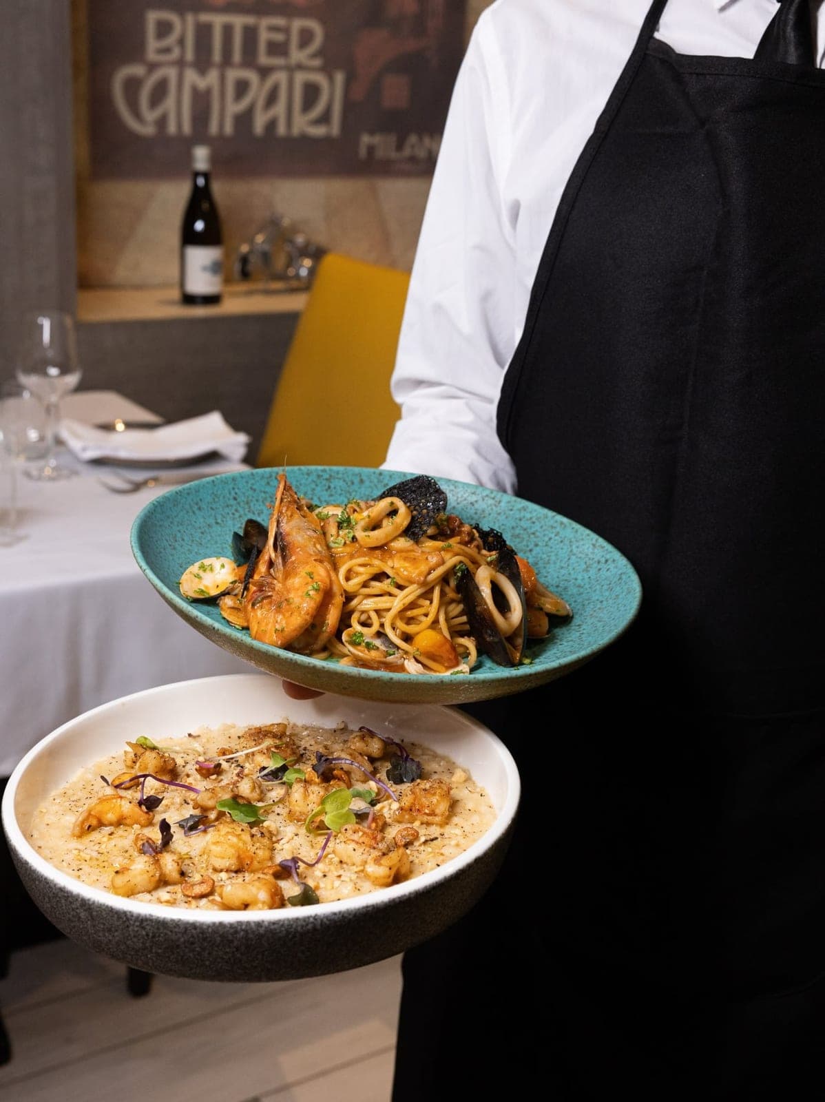 Pasta de mariscos y risotto de camarones en La Vespa Trattoria, Ciudad de Panamá