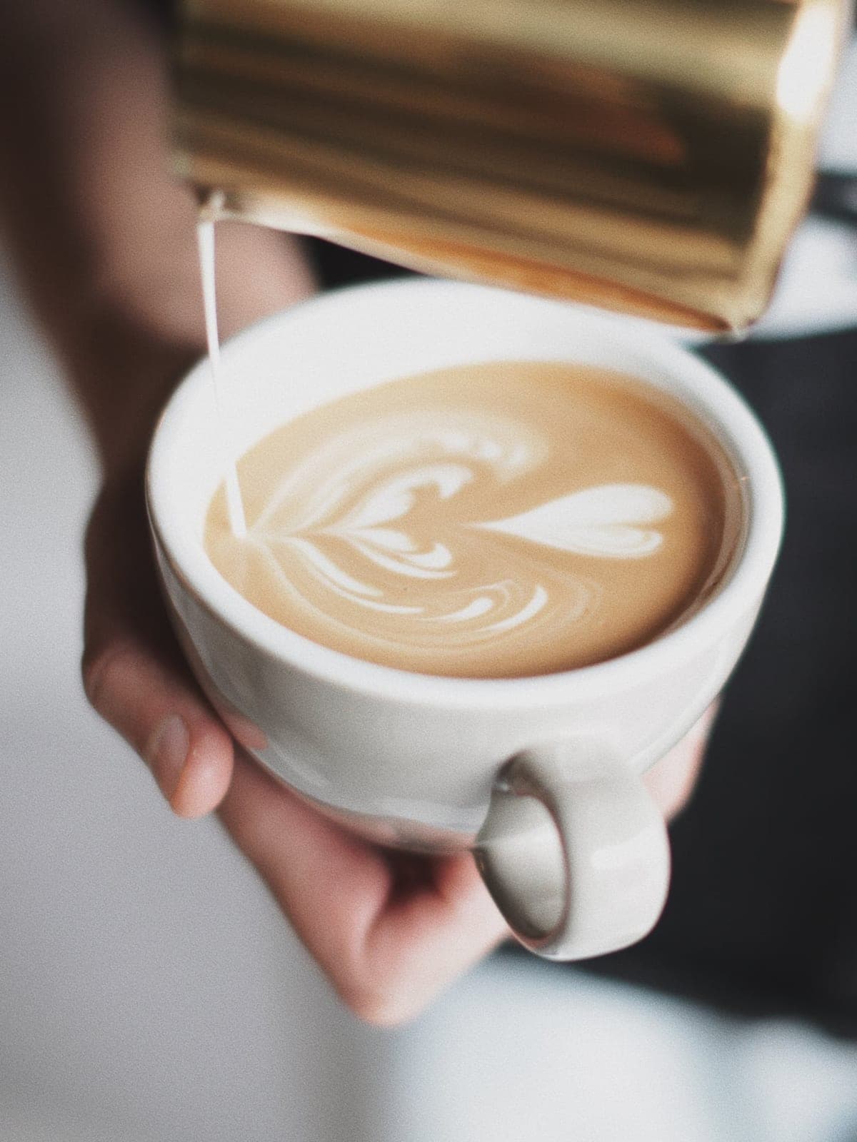 Arte latte en Leto Coffee Brew Bar, Obarrio, Ciudad de Panama