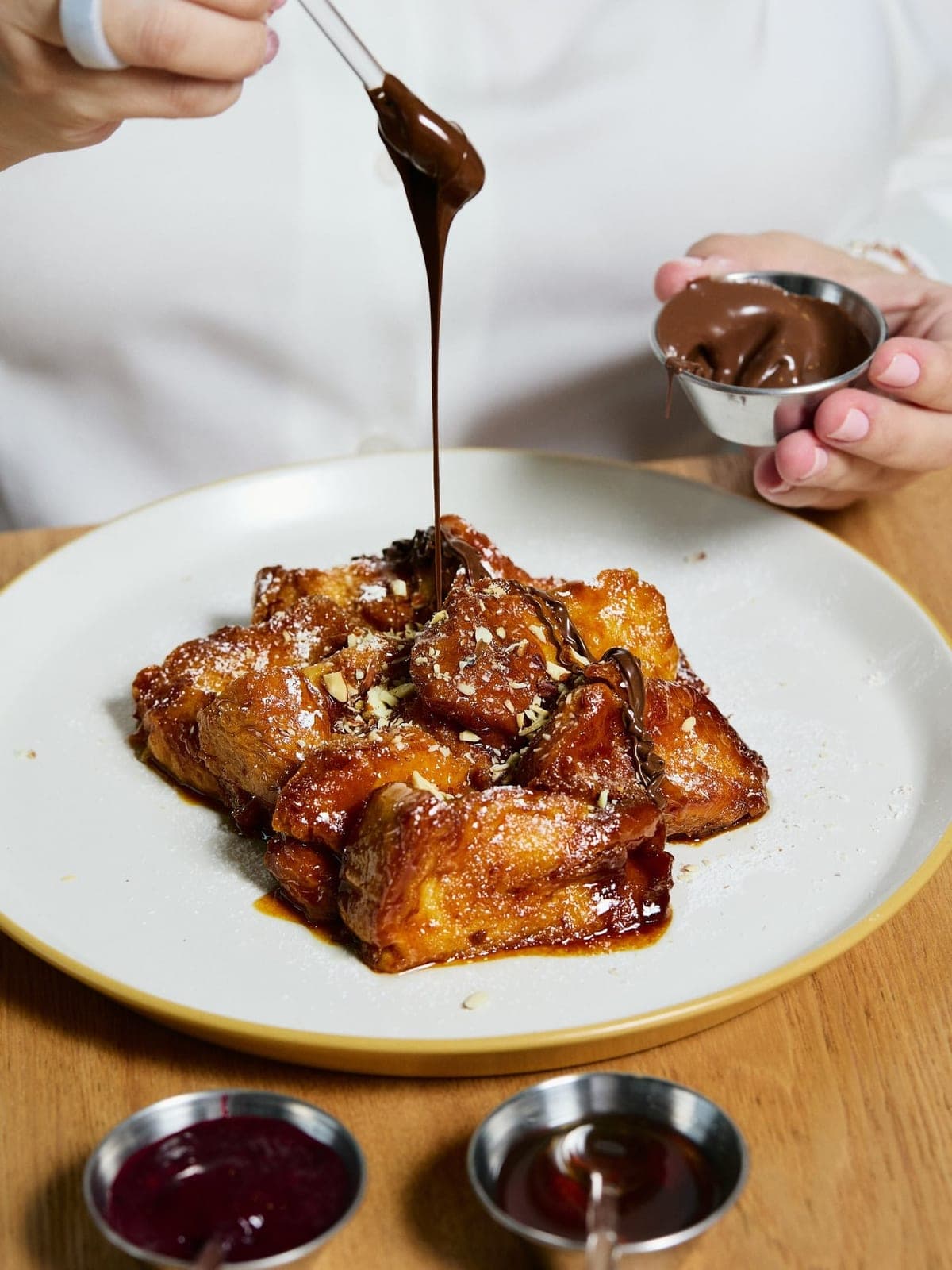 French toast with chocolate at Mona Coffee House, San Francisco, Panama City
