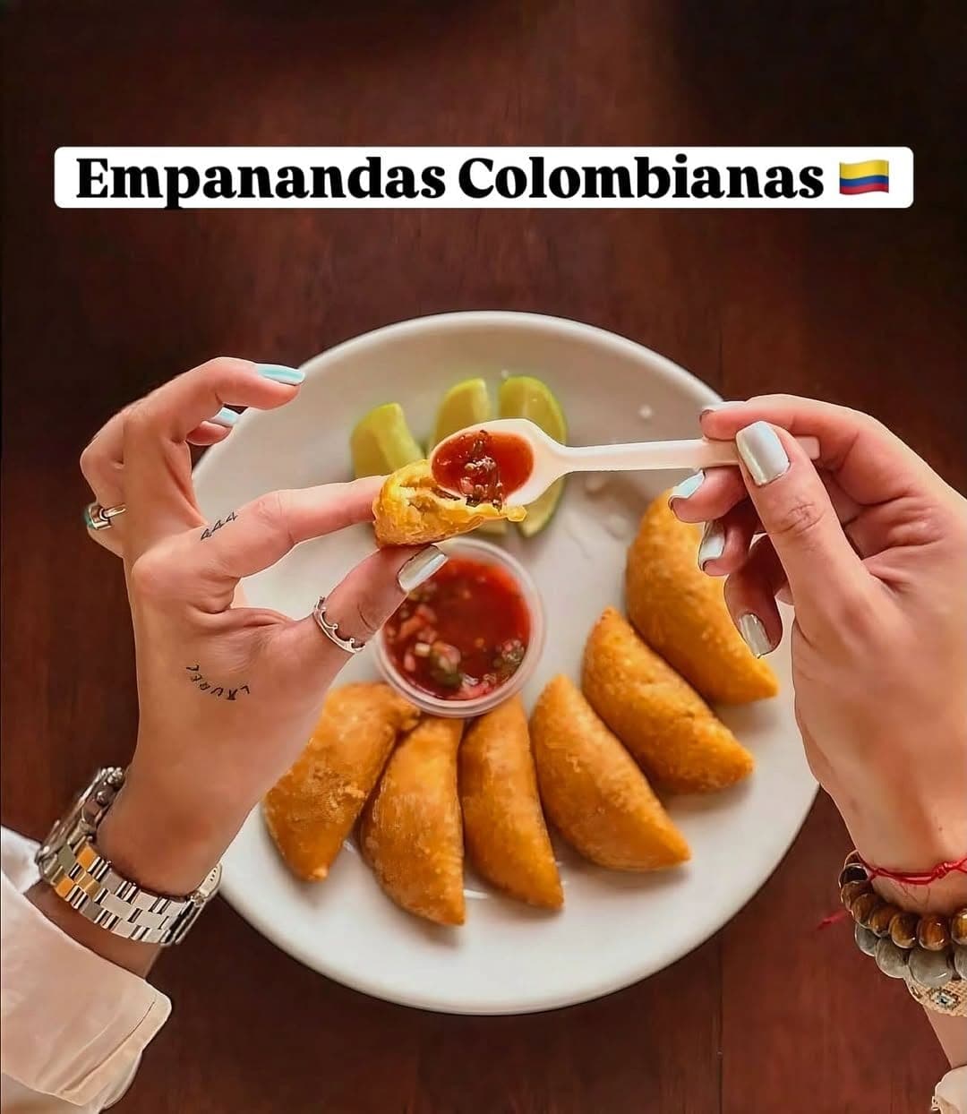 Colombian empanadas with aji dipping sauce at One Shot Restaurante Colombiano, Panama City