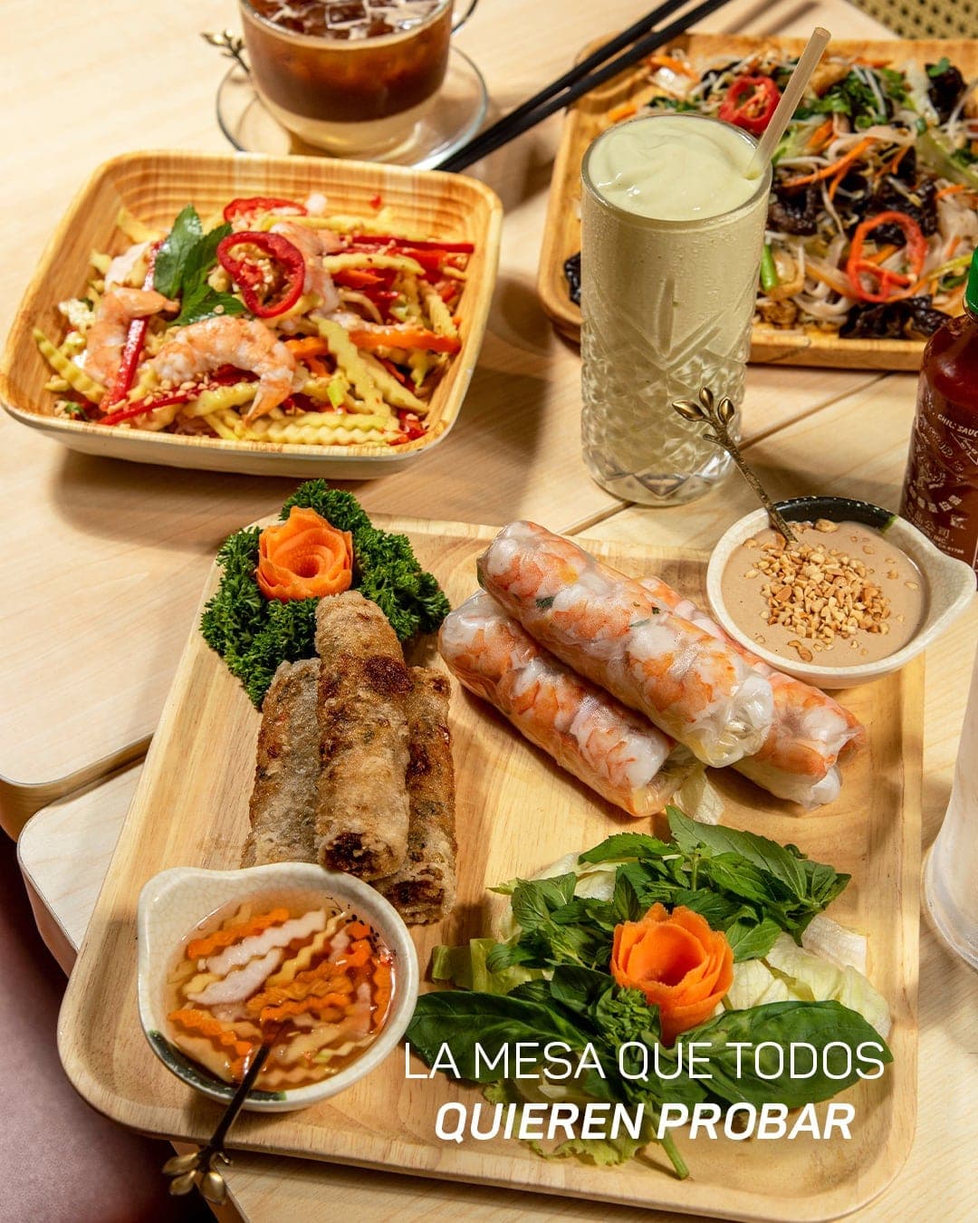 Vietnamese spring rolls and green mango shrimp salad at Pho Vietnam, El Cangrejo, Panama City
