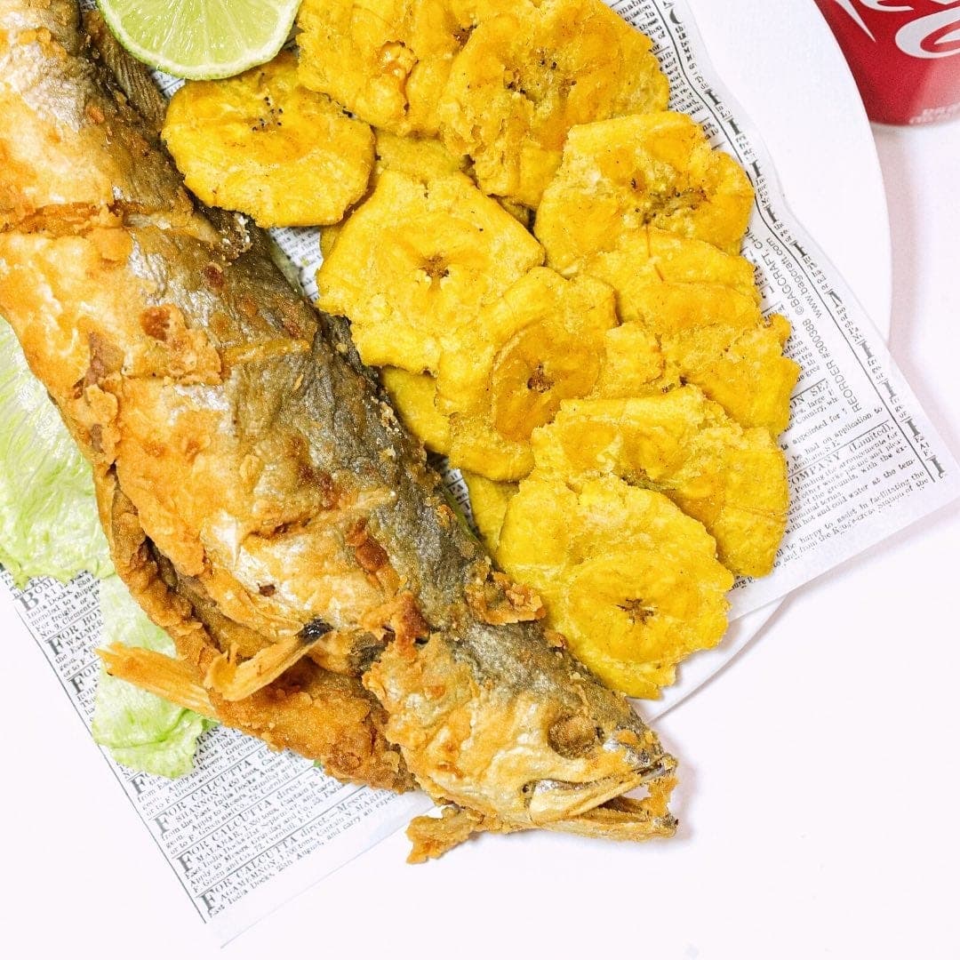 Whole fried fish with patacones at Restaurante Jonathan, Casco Viejo, Panama City