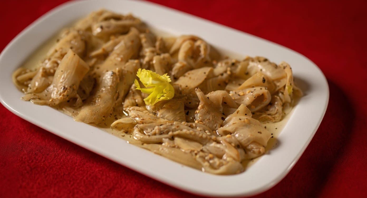 Plato en Napoli, Santa Ana, Ciudad de Panamá