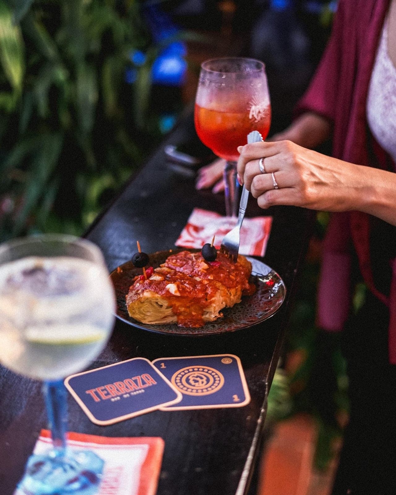 Tapas y cocteles en Terraza Bar de Tapas, Ciudad de Panama