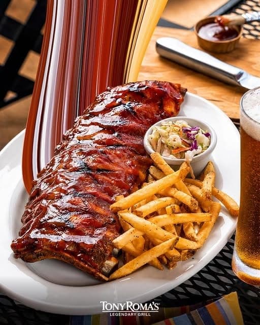 Barbecue ribs platter at Tony Roma's, Obarrio, Panama City